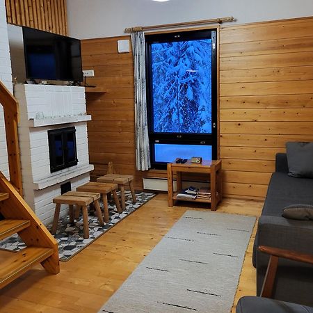 Villa Maentymajat Äkäslompolo Esterno foto